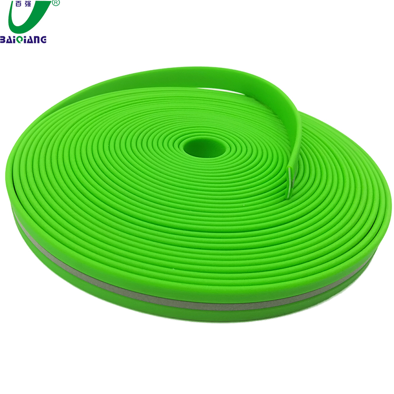 Waterproof Synthetic Reflective PVC Coated Nylon Webbing for Making Dog Collar and Leash